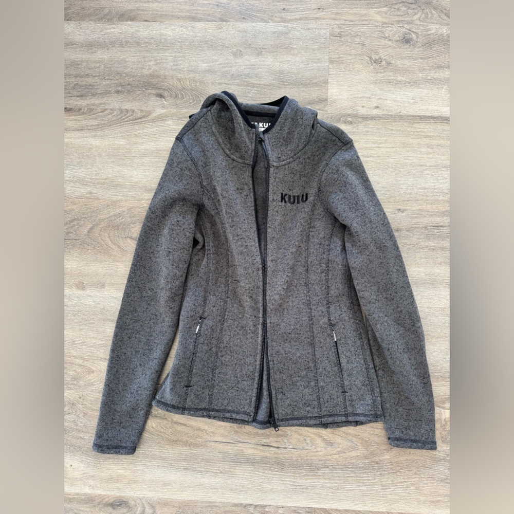KUIU Women's Charcoal Ski Jacket